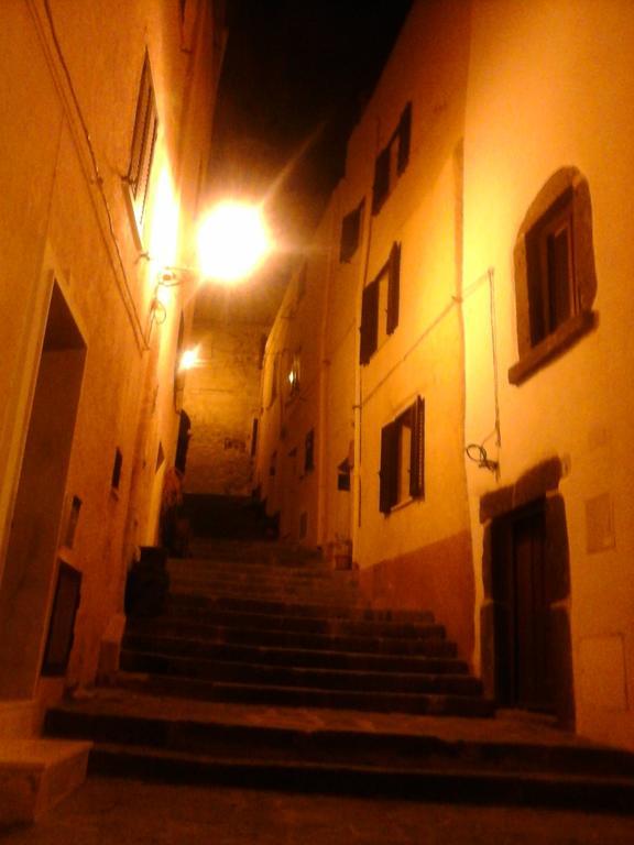 B&B Al Duomo Carrela Di Ghjeja Castelsardo Extérieur photo