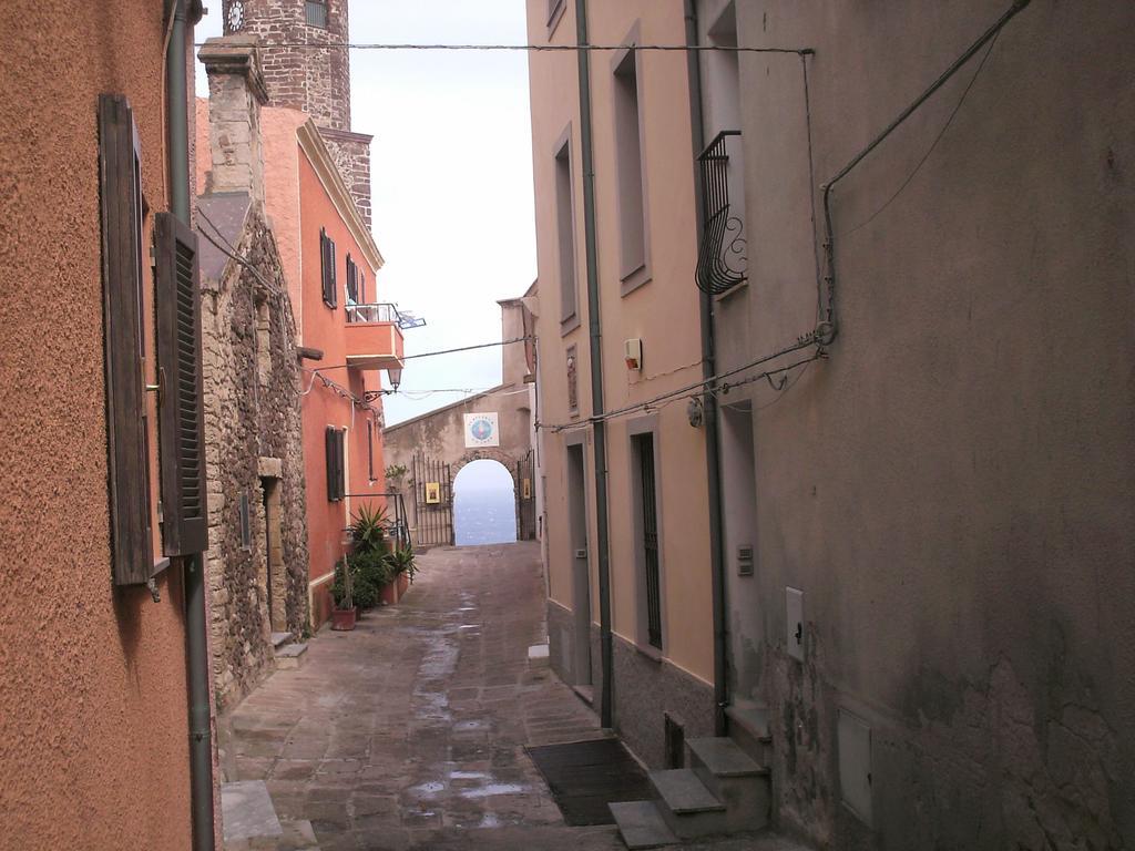 B&B Al Duomo Carrela Di Ghjeja Castelsardo Extérieur photo